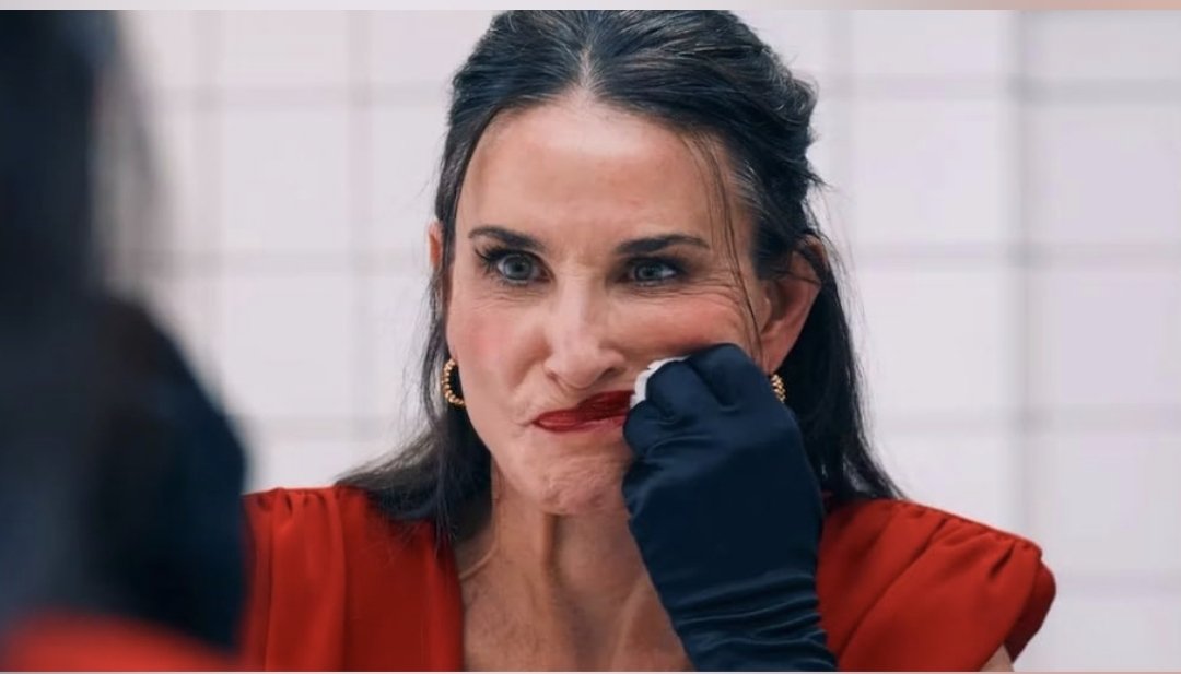 A REINVENÇÃO DE DEMI MOORE VP_Cinema_141124_1
