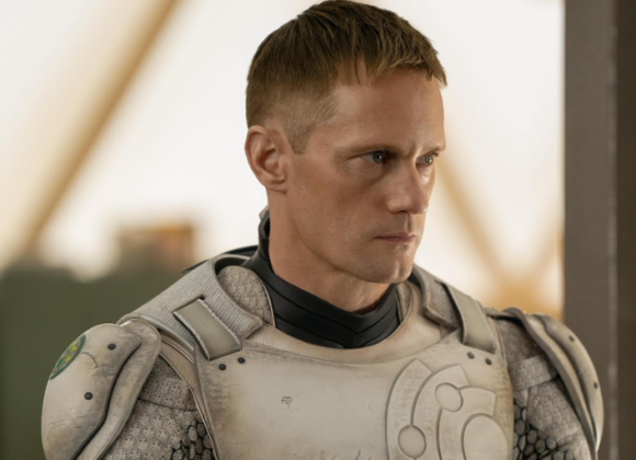 AS MÚLTIPLAS FACES DE ALEXANDER SKARSGÅRD Captura de tela 2025-07-30 164739